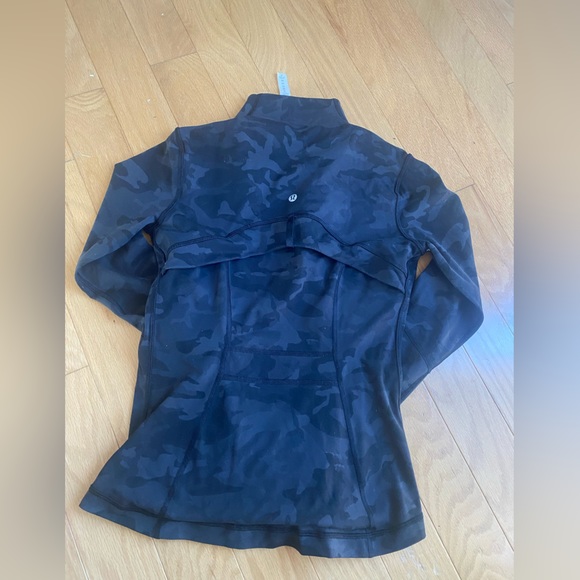 Lululemon Define Jacket Incognito Camo Multi Grey size 4 - Picture 3 of 3